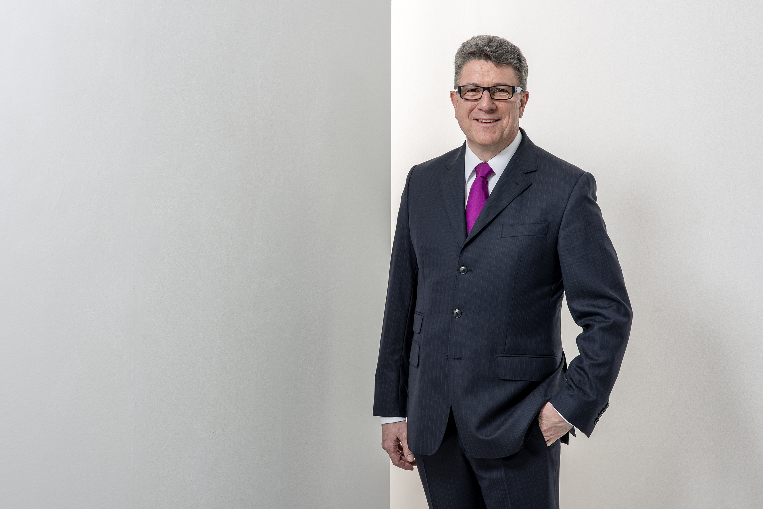 Thomas Ullrich, Vorstand der DZ Bank