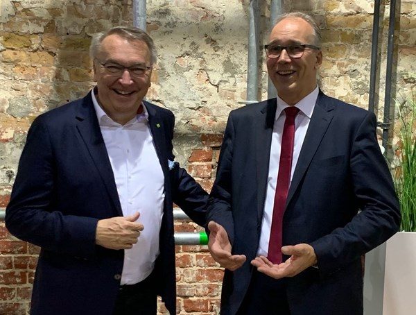 Eckhard Schwarzer und Dr. Ludwig Veltmann