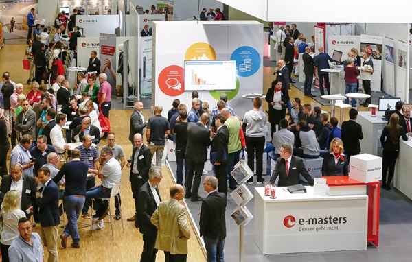 Vom 22. bis 24. Juni 2018 trafen sich die Mitglieder der Marketing-Service-Kooperation für Elektrohandwerk und –handel e-masters zu ihrer Jahresveranstaltung im Berliner Estrel Hotel.