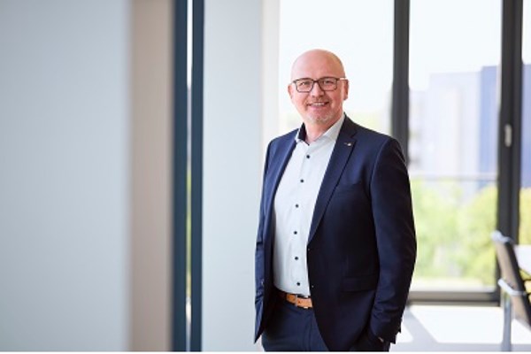 Christoph Komor, Einzelhandels-Vorstand der expert SE