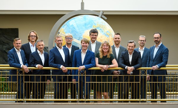 Der neue Aufsichtsrat der ANWR Group (v.l.n.r.): Tom van Geemen, Claude Steinmetz, Klaus Rollmann, Hajo Galipp-Le Hanne, Michael Höppner, Christian Bode, Holger Baierl, Bettina Schipp, Ingo Hänel, Franz Herrlein, Hanno Reutterer, Thomas Tiefenbacher.