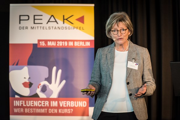 Regina Pötke, Vorstand Roland Berger Stiftung, sprach auf der PEAK über das deutsche Bildungssystem.