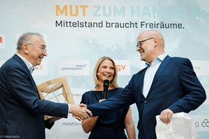 Eckhard Schwarzer, Moderatorin Yve Fehring, Günter Althaus