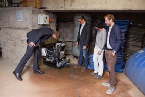 Bogenschütz: "Mit der neuen Druckluftanlage sparen wir etwa 700 Euro jährlich an Stromkosten."