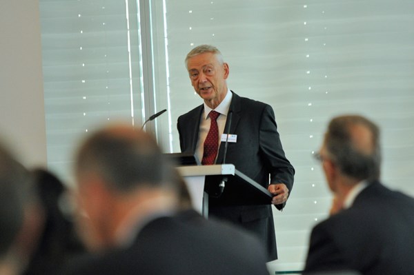 Dr. Friedrich Caspers, Vorstandsvorsitzender der R+V Versicherung AG