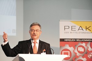 BDI-Präsident Prof. Dieter Kempf auf dem Mittelstandsgipfel PEAK am 10. Mai 2017 in Berlin.