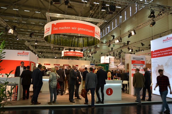 Der HolzLand-Stand auf dem 14. Branchentag Holz
