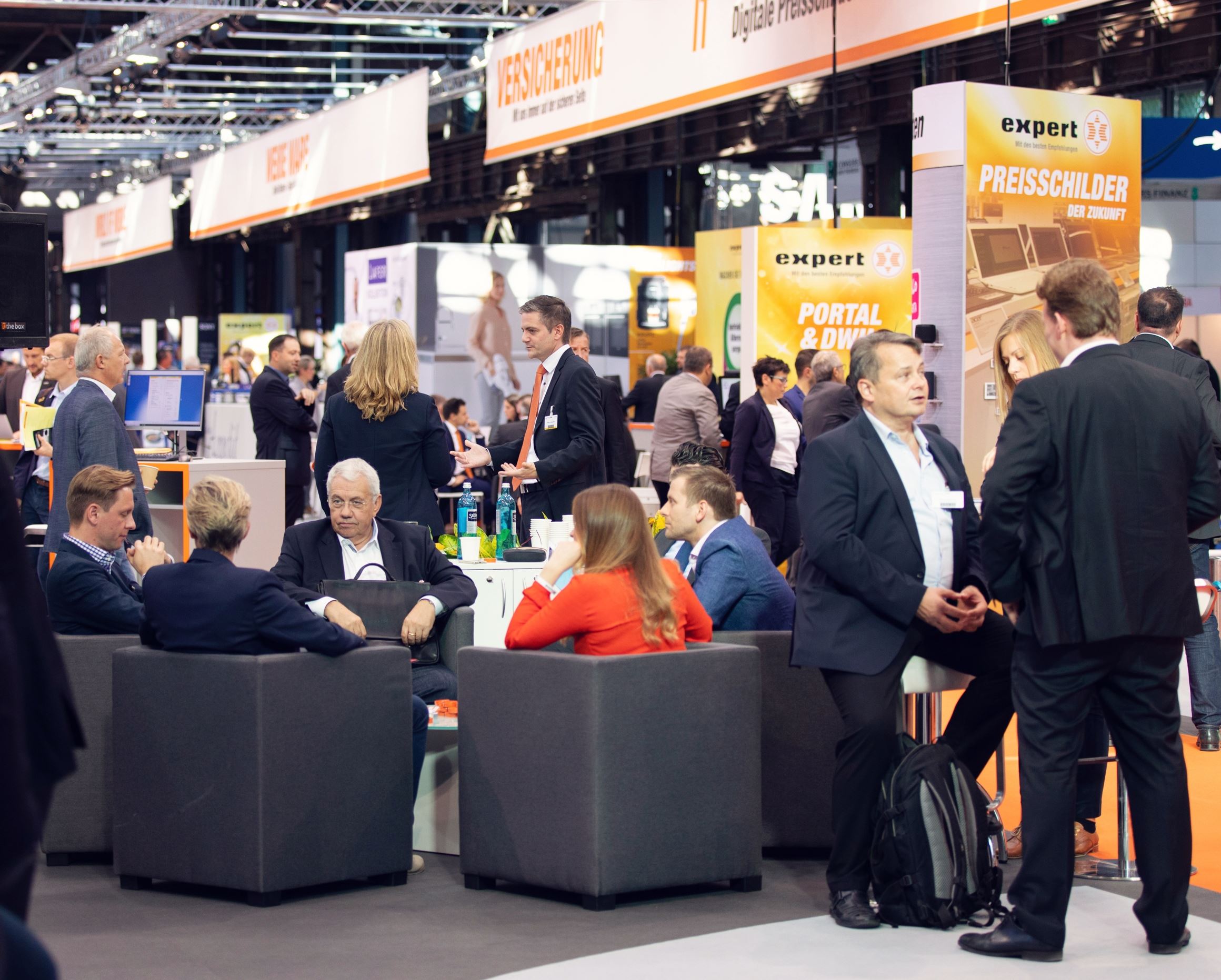 Impressionen von der expert-Messe in der Göttinger Lokhalle