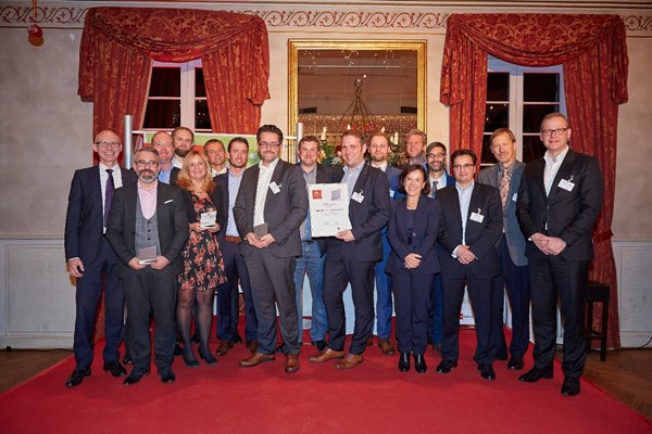 Der EHI-Energiemanagement Award wird jährlich an besonders innovative Energiesparkonzepte im Handel vergeben. 