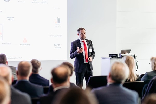 Lutz Bermbach (MHK Group AG, IHT GmbH) 