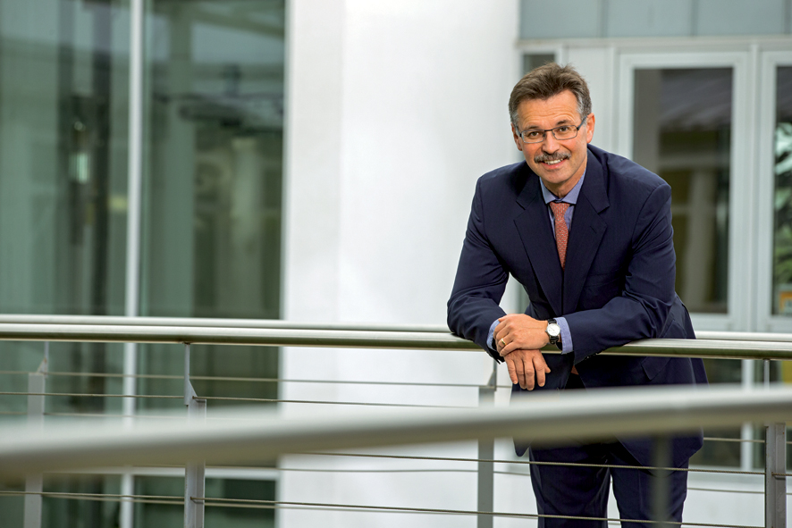 Dr. Thomas Märtz , Vorstandsvorsitzender der VEDES Gruppe