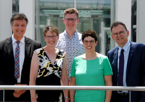 v.l.n.r. Rainer Wiedmann Backnang (Vorsitzender), Hildegard Peppinghaus (Münster-Wolbeck), Bodo Meyer Georgsmarienhütte (stellvertr. Vorsitzender), Christiane Barth (Darmstadt), Ralf Viehweg (Annaberg-Buchholz)