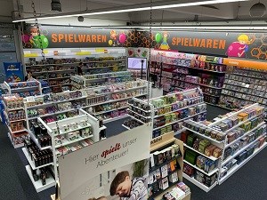 Ansicht des Flächen- und Ladenbaukonzept des expert Family Entertainments