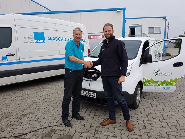 Matthias Retzlaff, Geschäftsführender Vorstand der BÄKO Schleswig-Holstein eG mit Ernst Panse, Leiter Klima & Energie, DER MITTELSTANDSVERBUND.