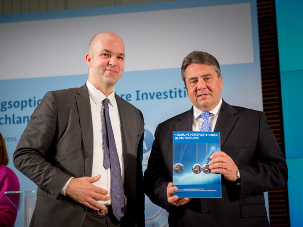 Bundesvizekanzler Sigmar Gabriel auf dem Investitionskongress