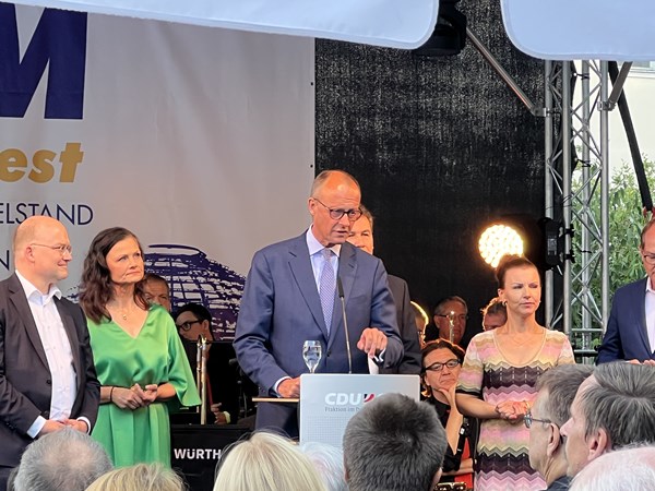 Mit großer Spannung war der Auftritt des CDU-Vorsitzenden und -Fraktionschefs Friedrich Merz erwartet worden.