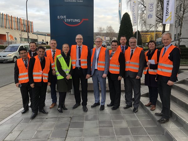 Ein weiteres Highlight des Programms war der ausgiebige Besuch bei der E/D/E – Einkaufsbüro Deutscher Eisenhändler GmbH. 
