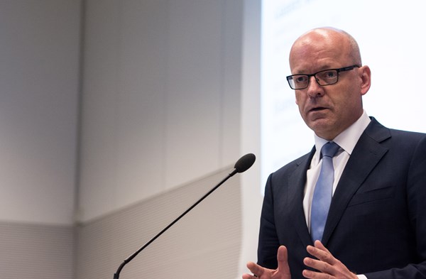 Auch MITTELSTANDSVERBUND-Präsident Günter Althaus diskutierte im Panel über den Einzelhandel im digitalen Zeitalter.